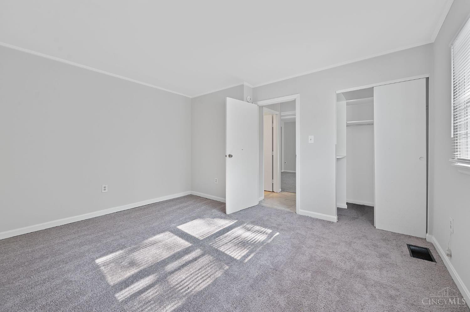 5156 Valley Ridge Road Cincinnati, OH 45247 - Photo 19 of 34 Gallery Image 19