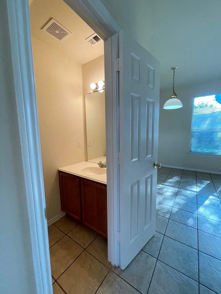 251 Utterback, Unit B Kyle, TX 78640 - Photo 13 of 30
