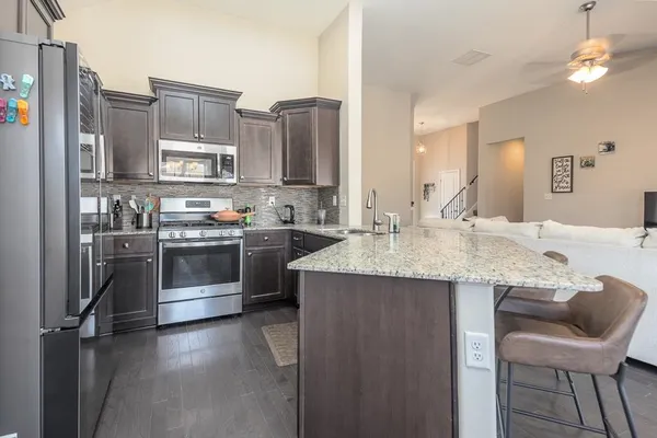 $355,000 | 95 Chesnut Rdg Drive, Oakland, TN 38060