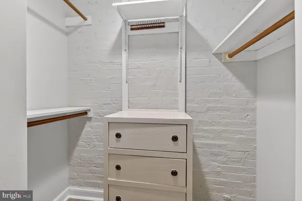 $2,000 | 2007 Kalorama Road Northwest, Unit B, Washington, DC 20009