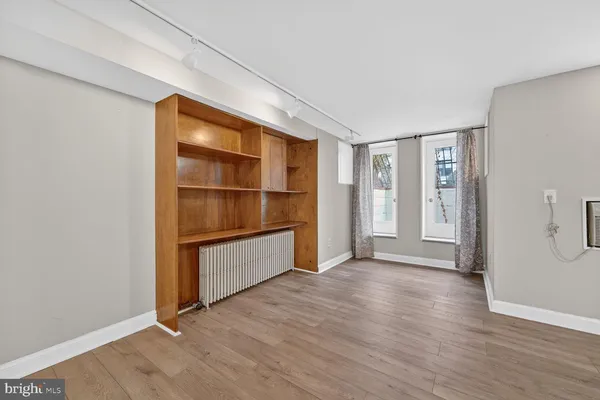 $2,000 | 2007 Kalorama Road Northwest, Unit B, Washington, DC 20009