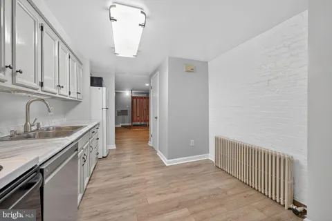 $2,000 | 2007 Kalorama Road Northwest, Unit B, Washington, DC 20009