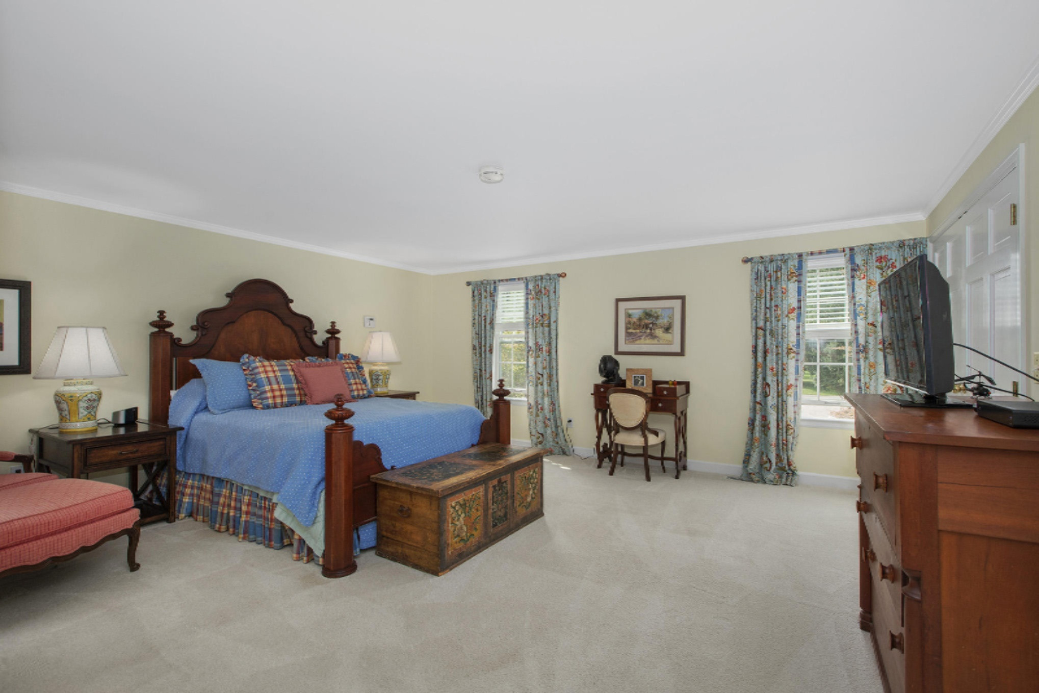 1702 Embury Road Kalamazoo, MI 49008 - Photo 23 of 42 NDP_DNGs_151