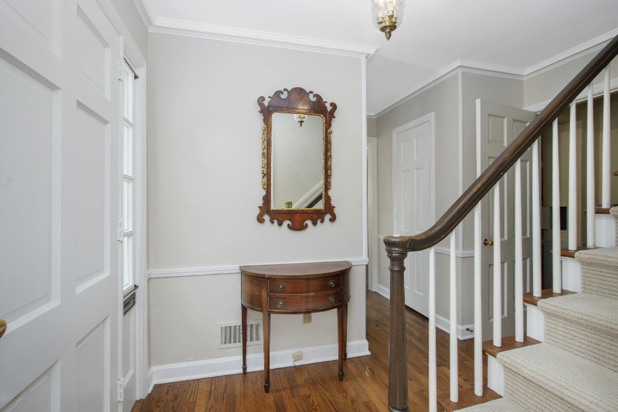 1702 Embury Road Kalamazoo, MI 49008 - Photo 8 of 42 NDP_DNGs_108