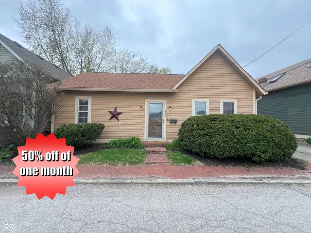 $1,900 | 430 Spring Street, Indianapolis, IN 46202