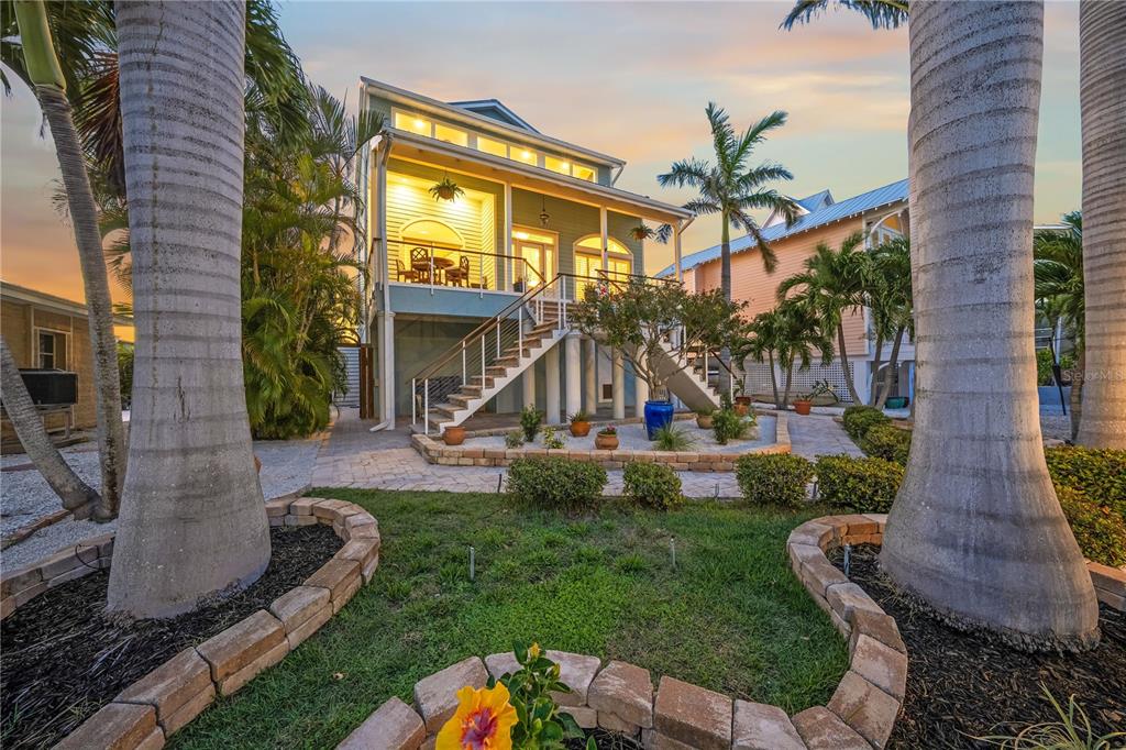 791 Broadway Street Longboat Key, FL 34228 - Photo 3 of 59