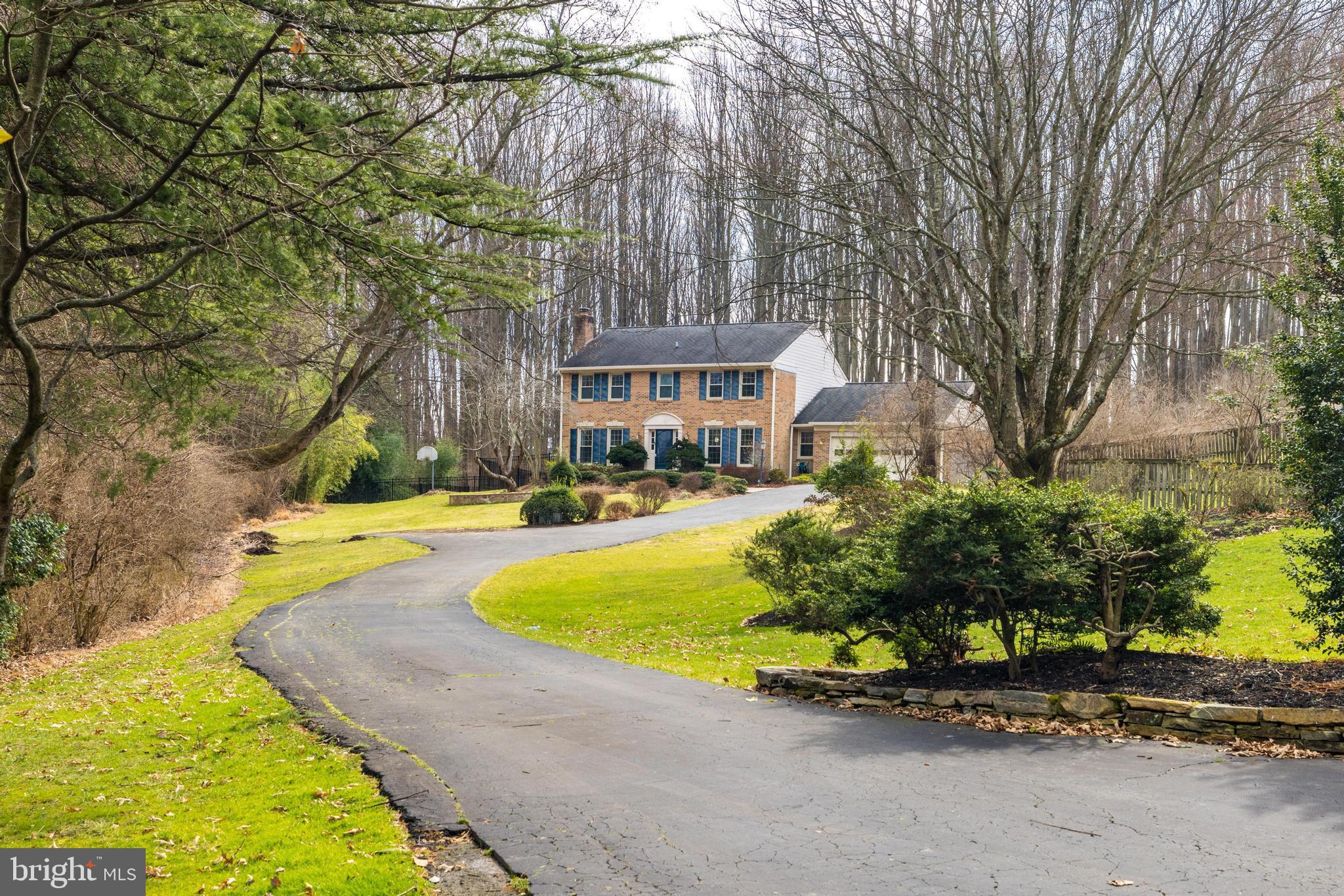 10091 Lawyers Road Vienna, VA 22181 - Photo 2 of 87 Gallery Image 2