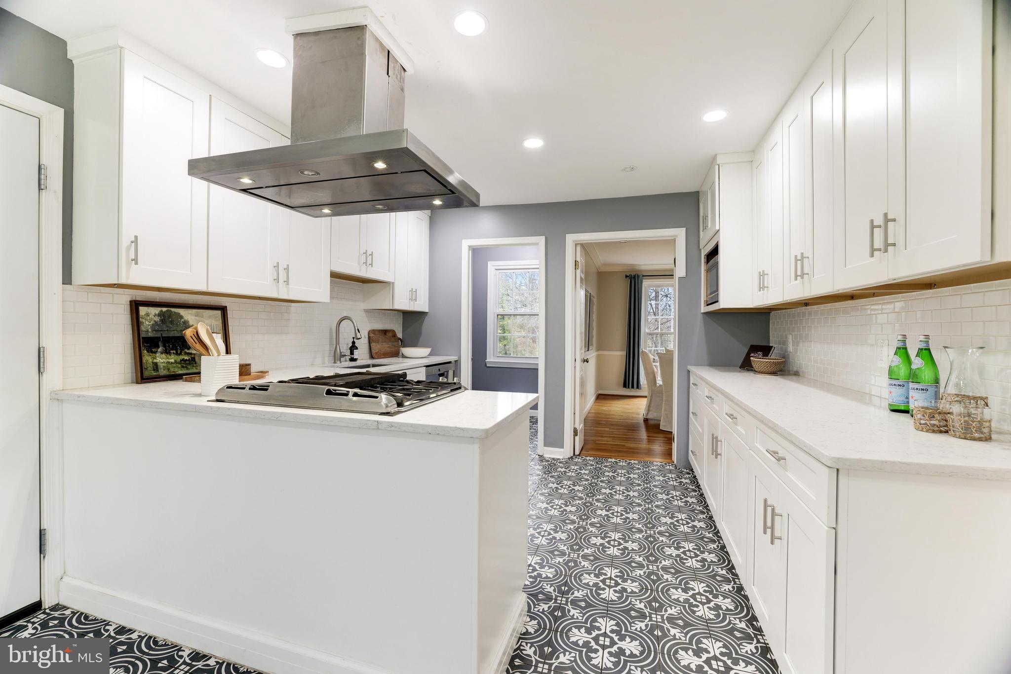 10091 Lawyers Road Vienna, VA 22181 - Photo 25 of 87 Gallery Image 25