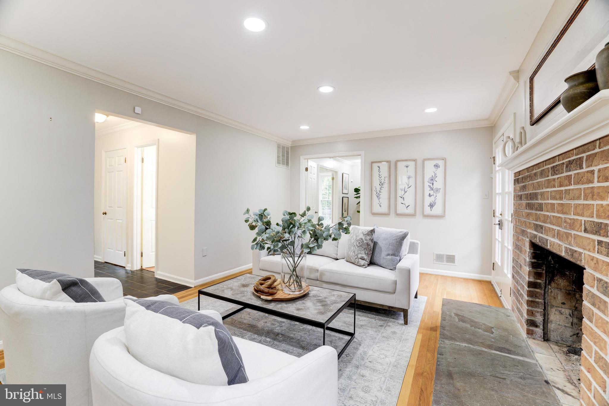 10091 Lawyers Road Vienna, VA 22181 - Photo 33 of 87 Gallery Image 33