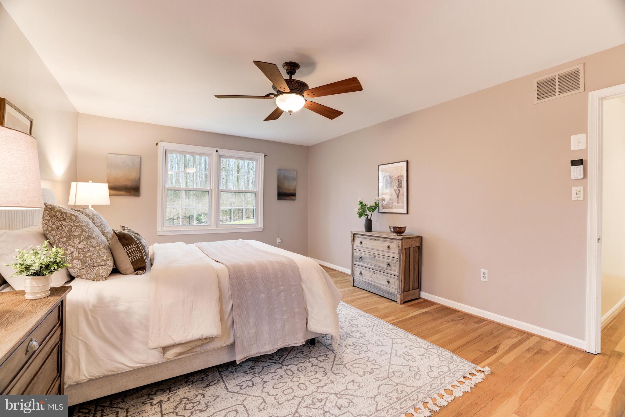 10091 Lawyers Road Vienna, VA 22181 - Photo 51 of 87 Gallery Image 51