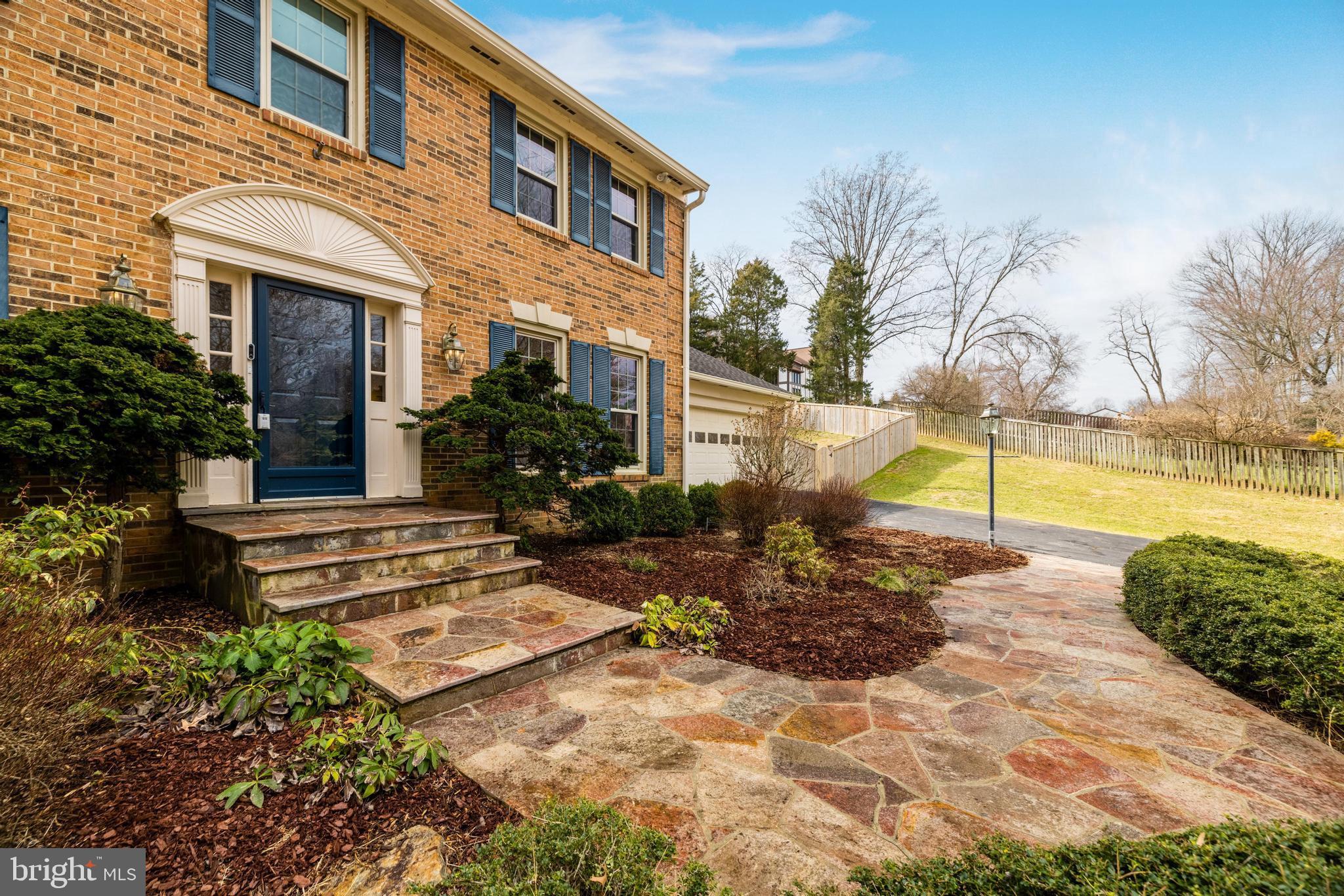 10091 Lawyers Road Vienna, VA 22181 - Photo 6 of 87 Gallery Image 6