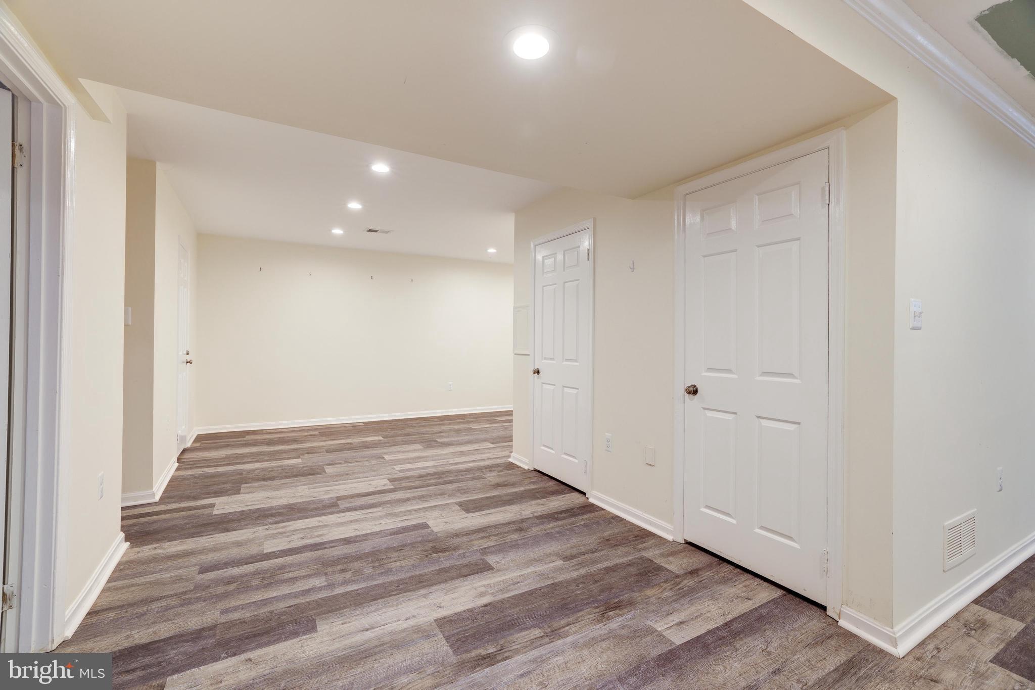 10091 Lawyers Road Vienna, VA 22181 - Photo 70 of 87 Gallery Image 70