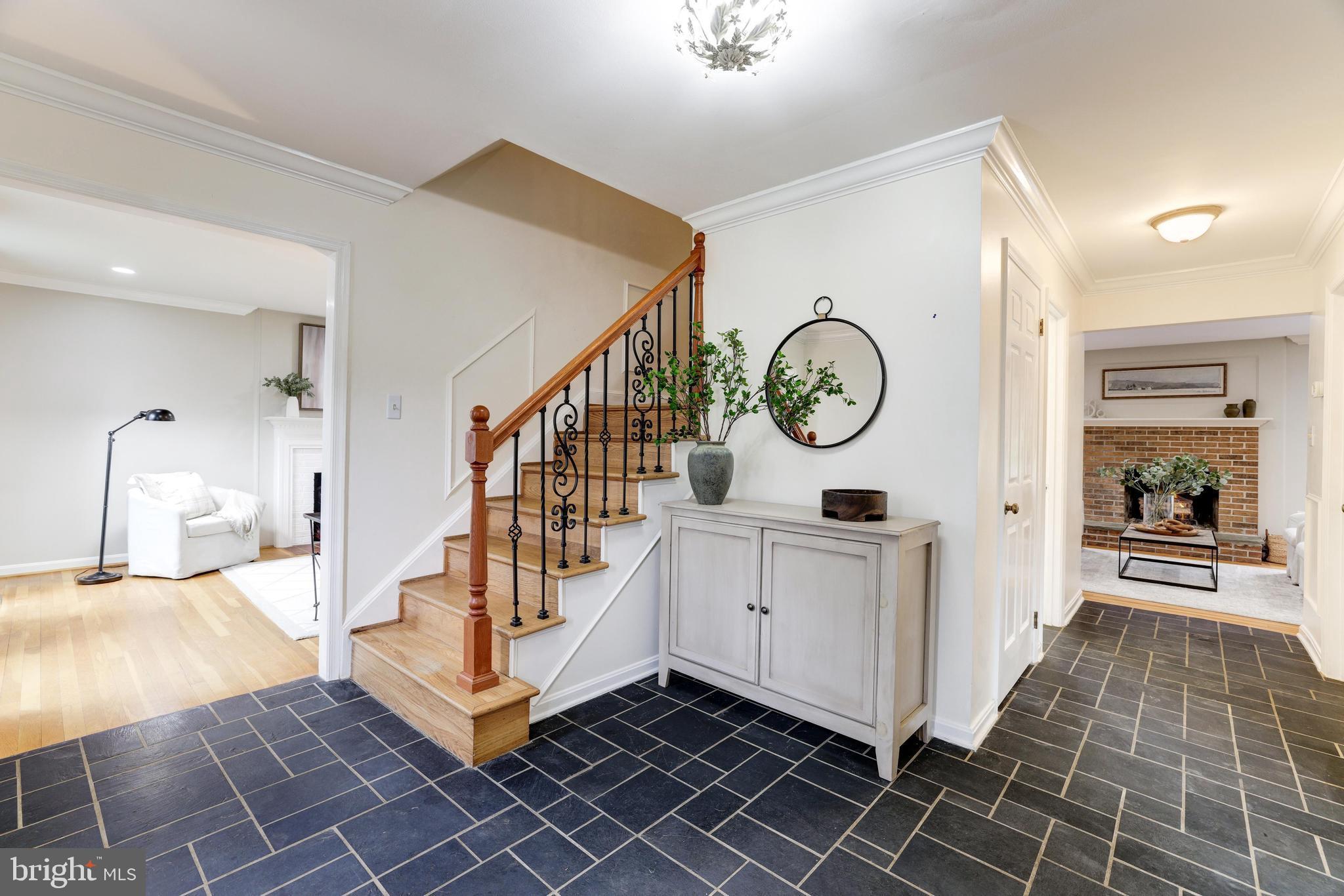 10091 Lawyers Road Vienna, VA 22181 - Photo 10 of 87 Gallery Image 10