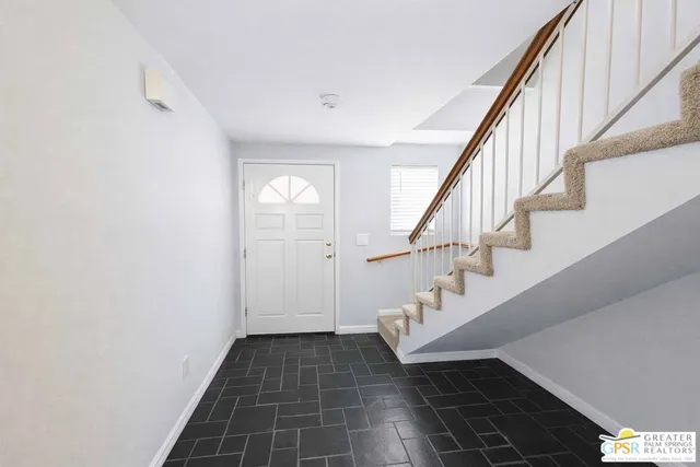 $599,000 | 9319 Cedar Street, Unit C, Bellflower, CA 90706