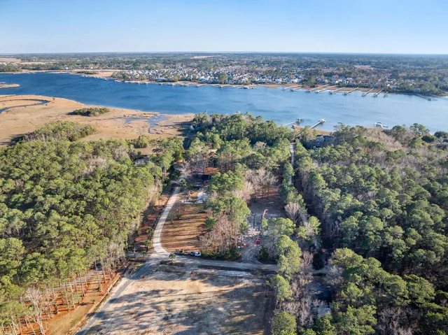 $1,800,000 | 815 Yaupon Drive, Charleston, SC 29492