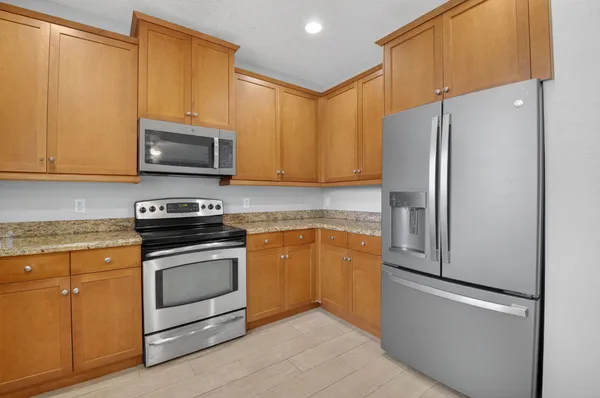 $5,000 | 18196 Clear Brook Circle, Boca Raton, FL 33498