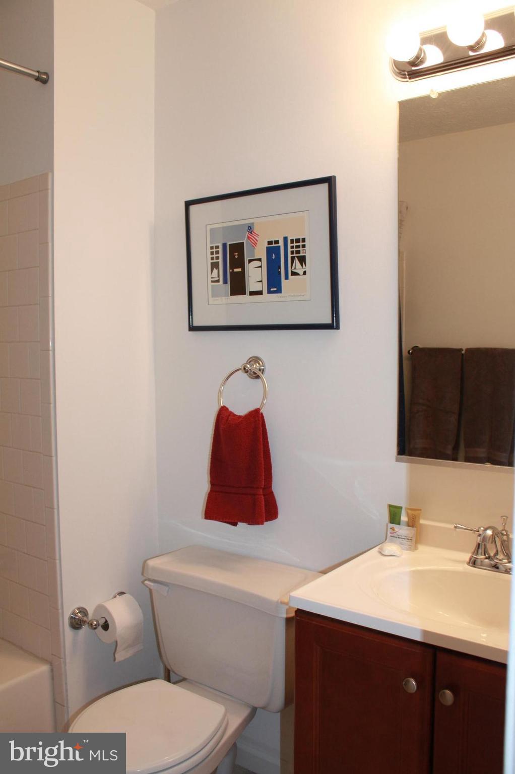 2104 Colonel Way Odenton, MD 21113 - Photo 19 of 27 Bath