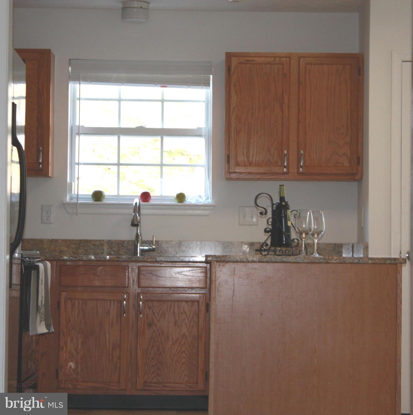 2104 Colonel Way Odenton, MD 21113 - Photo 10 of 27 Granite Counters