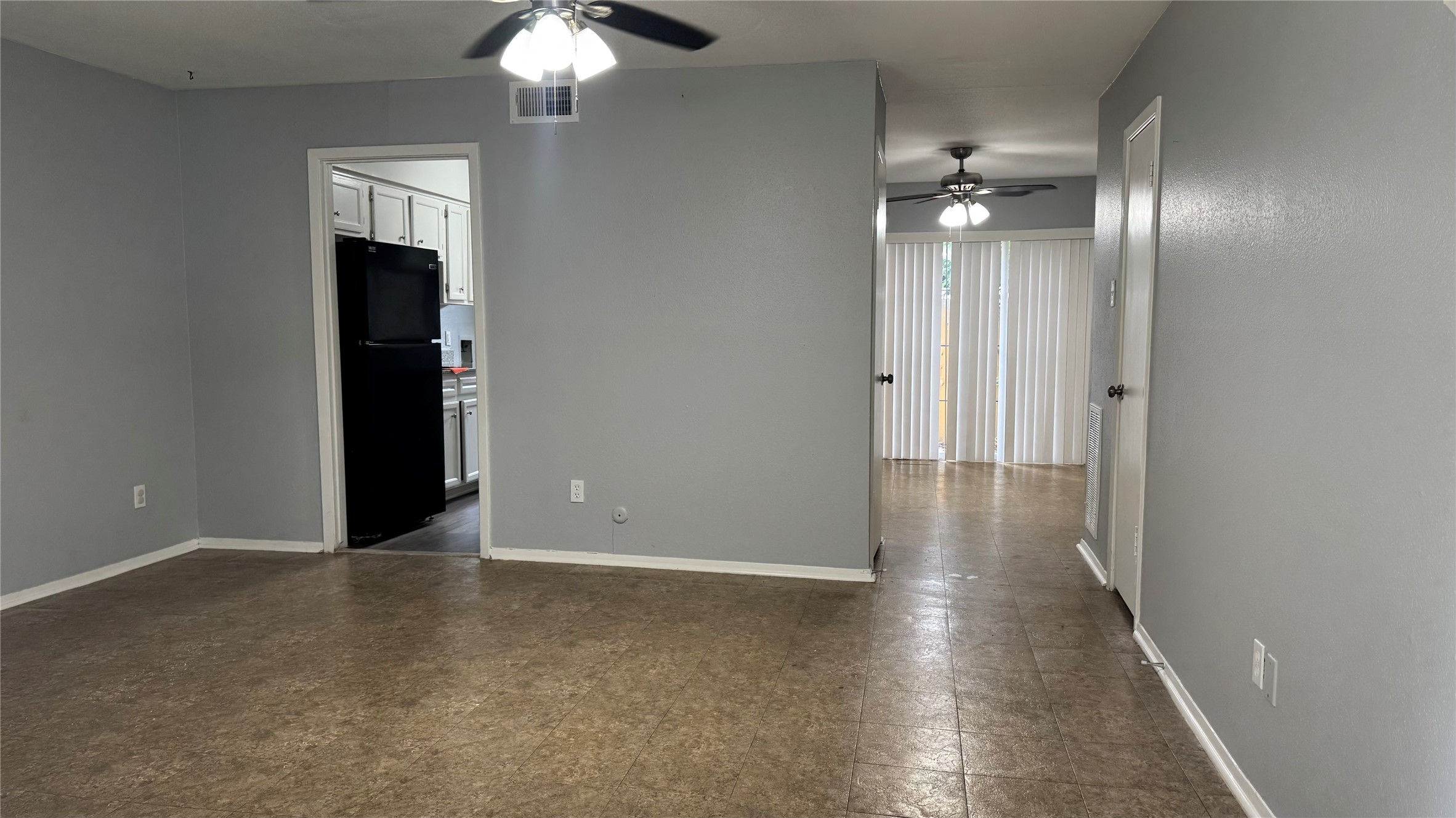 7925 Grove Ridge Drive Houston, TX 77061 - Photo 12 of 30