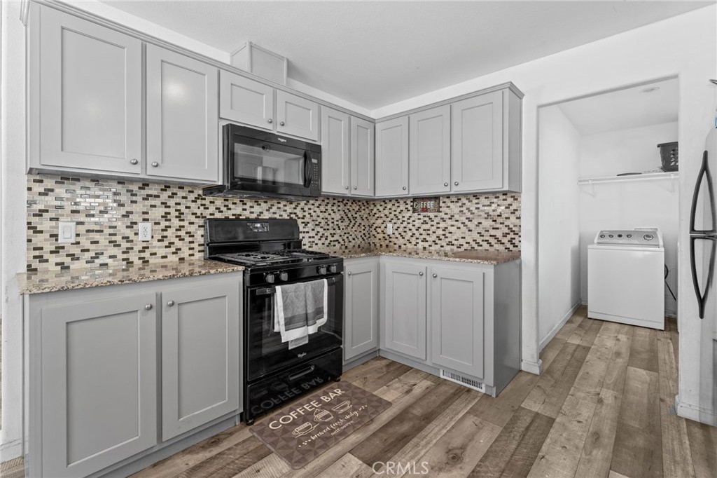 12700 Elliott, Unit 18 El Monte, CA 91732 - Photo 7 of 24