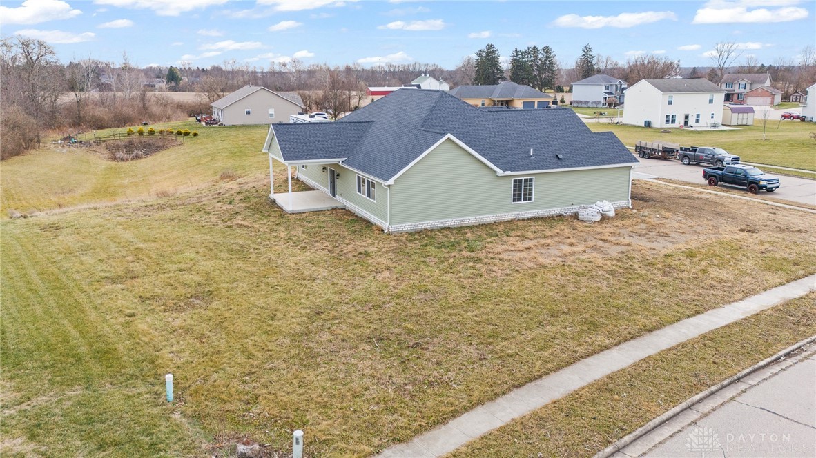 9907 Barnum Road Piqua, OH 45356 - Photo 7 of 27