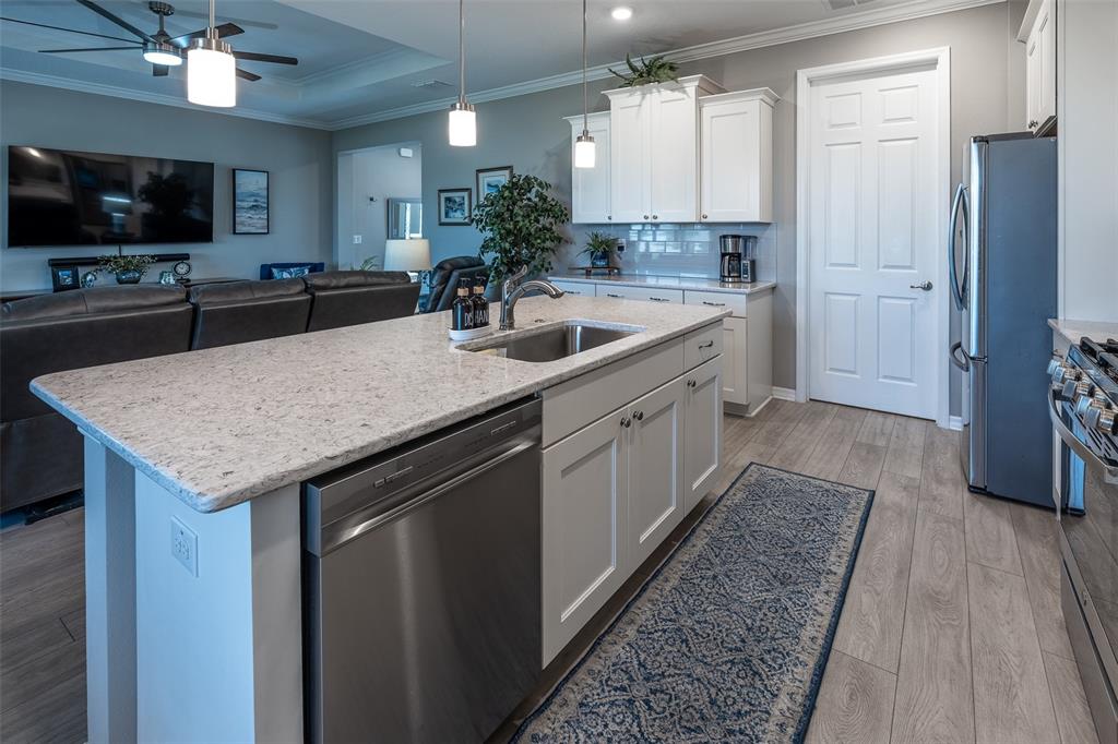 10517 Southwest 90th Street Road Ocala, FL 34481 - Photo 10 of 48