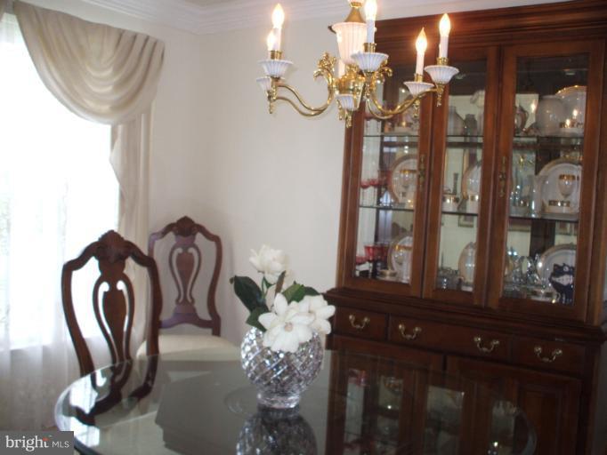 8104 Rose Haven Road Rosedale, MD 21237 - Photo 22 of 26 Dining Room