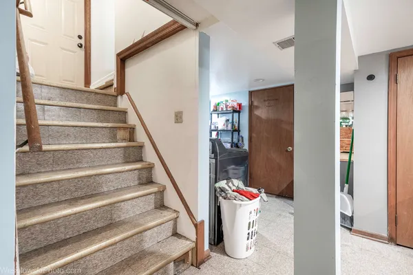 $359,900 | 6528 South Kildare Avenue, Chicago, IL 60629