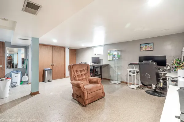 $359,900 | 6528 South Kildare Avenue, Chicago, IL 60629