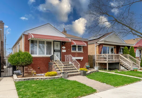 $359,900 | 6528 South Kildare Avenue, Chicago, IL 60629