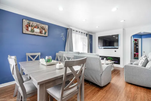 $359,900 | 6528 South Kildare Avenue, Chicago, IL 60629