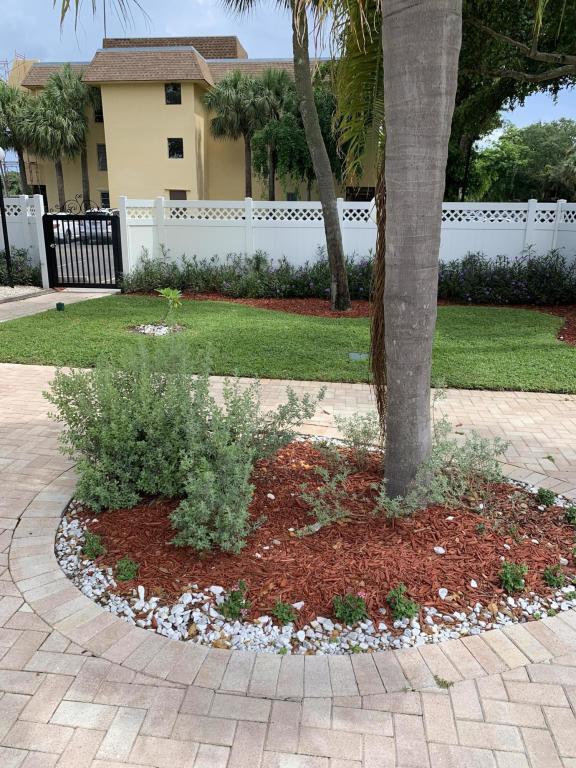 450 Northwest 20th Street, Unit 209 Boca Raton, FL 33431 - Photo 18 of 28 Pool Area