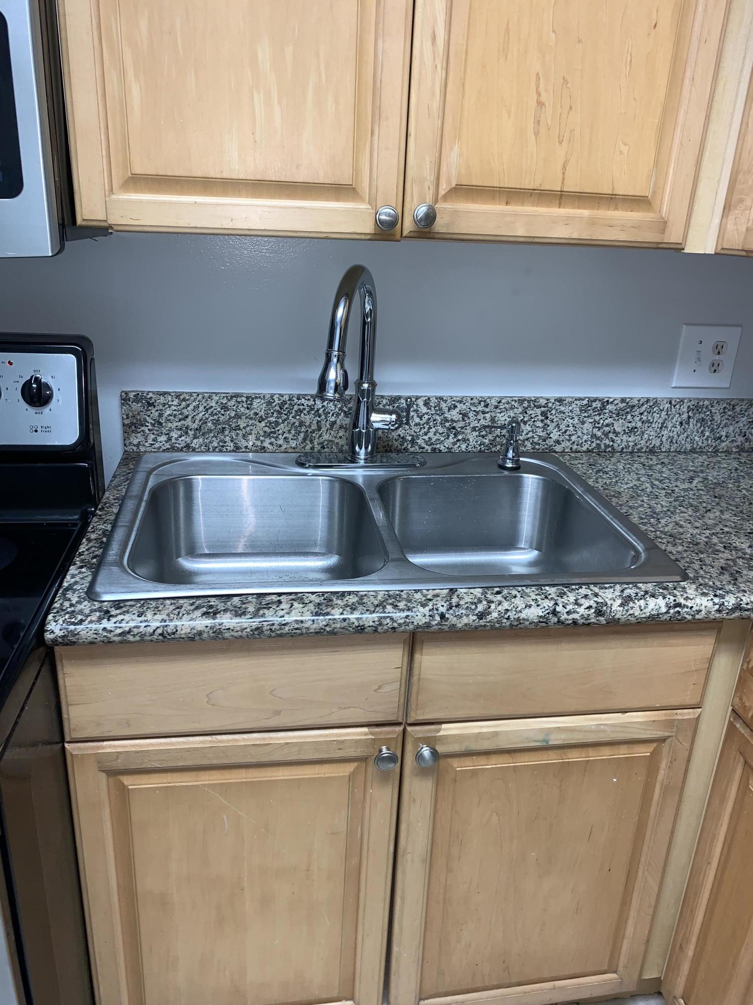 450 Northwest 20th Street, Unit 209 Boca Raton, FL 33431 - Photo 3 of 28 Beautiful Granite Counters