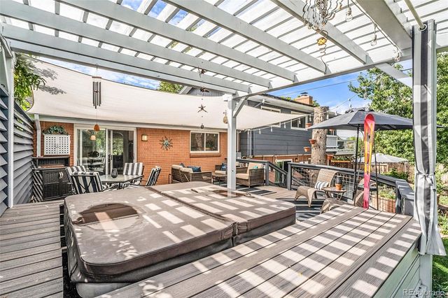 a view of a dinning tables and chairs in the patio
