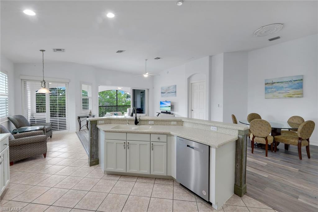 1277 Rialto Way, Unit 201 Naples, FL 34114 - Photo 11 of 47