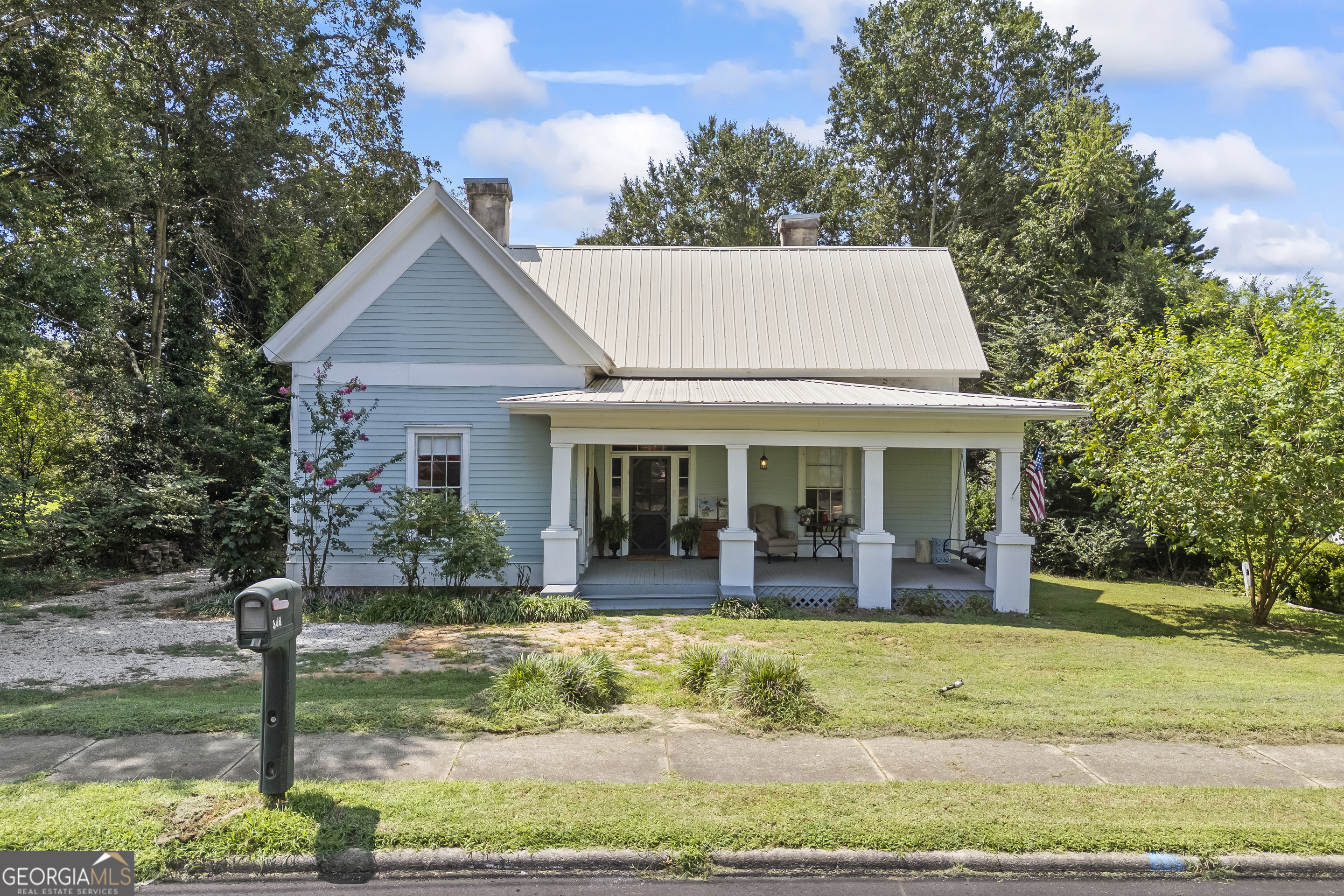 front view of house with a yard