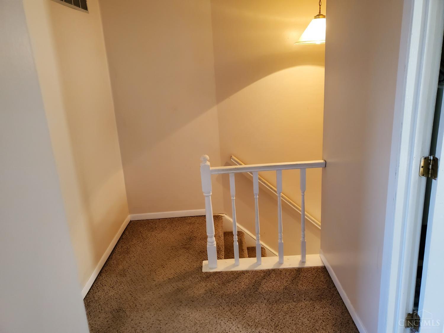 5654 Cheviot Road Cincinnati, OH 45247 - Photo 5 of 7