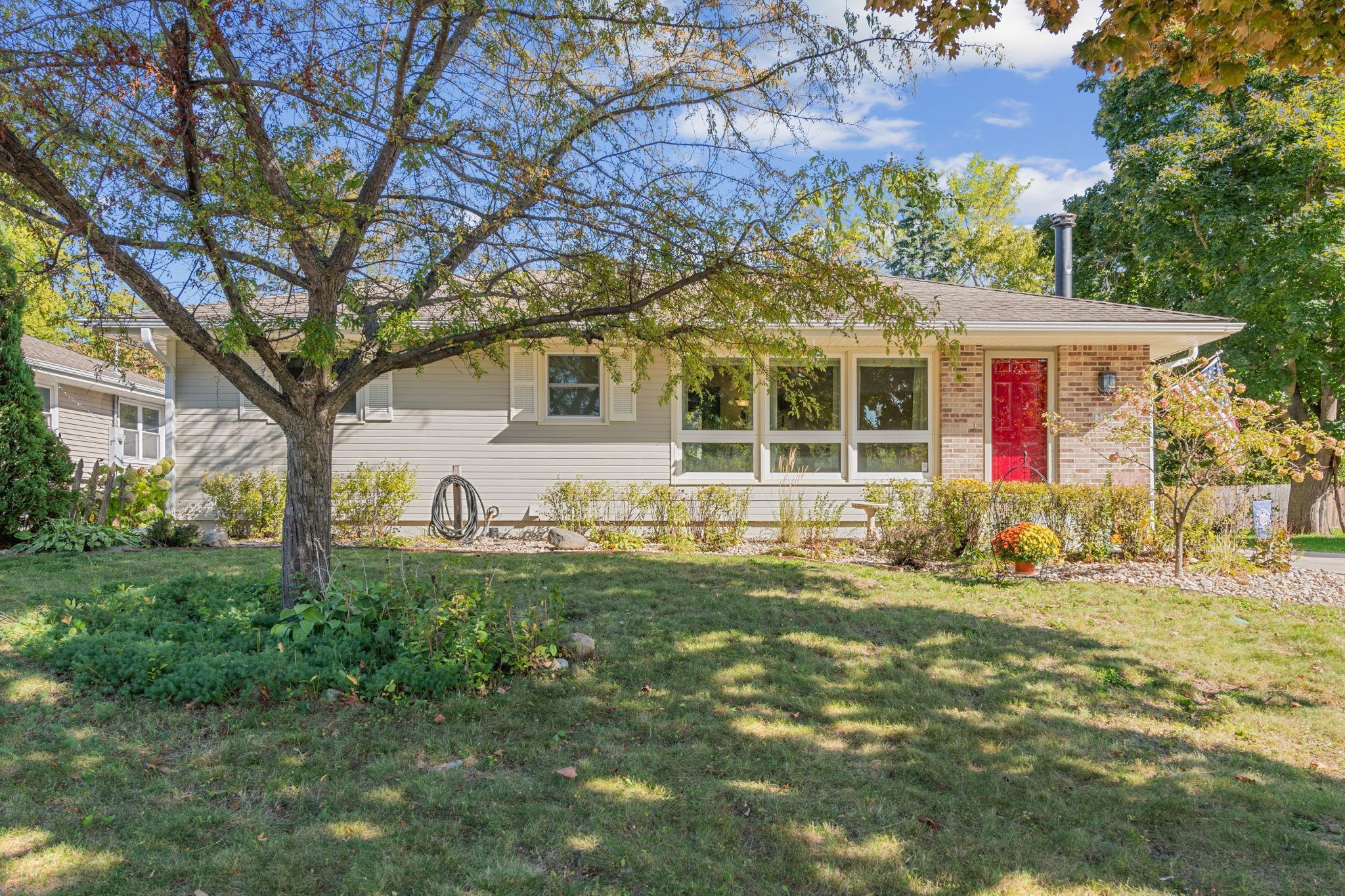 2110 8th Avenue Northeast Rochester, MN 55906 - Photo 1 of 22