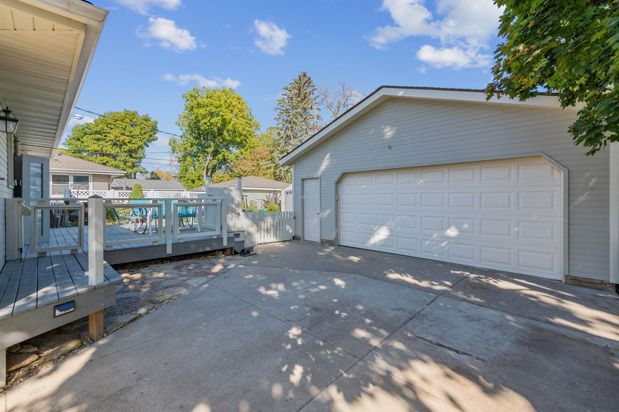 2110 8th Avenue Northeast Rochester, MN 55906 - Photo 20 of 22