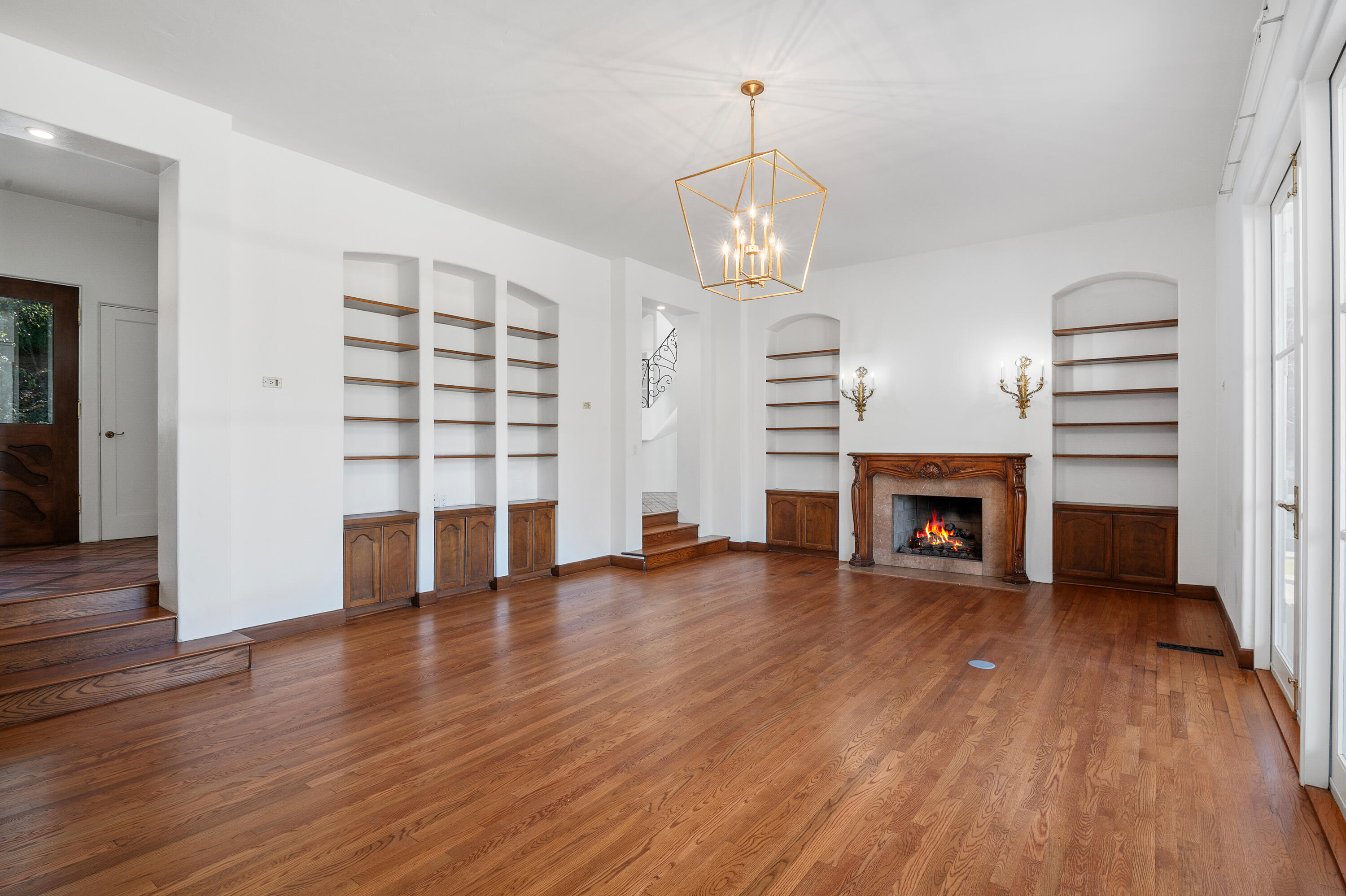 387 Ortega Ridge Road Montecito, CA 93108 - Photo 24 of 69 Living Room