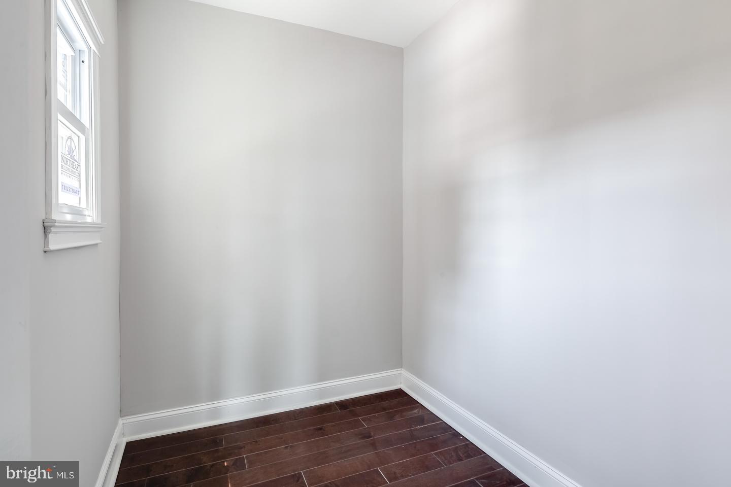 1640 South 28th Street Philadelphia, PA 19145 - Photo 3 of 16