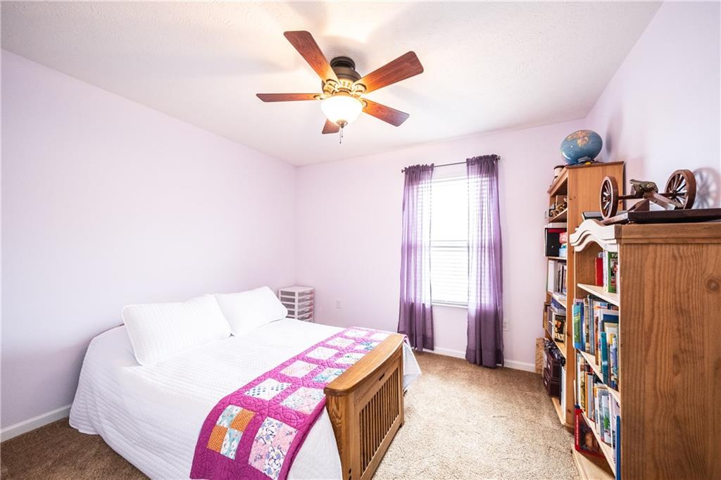 518 Blue Ridge Drive Coraopolis, PA 15108 - Photo 8 of 25 Spacious upper bedroom with closet and ceiling fan.