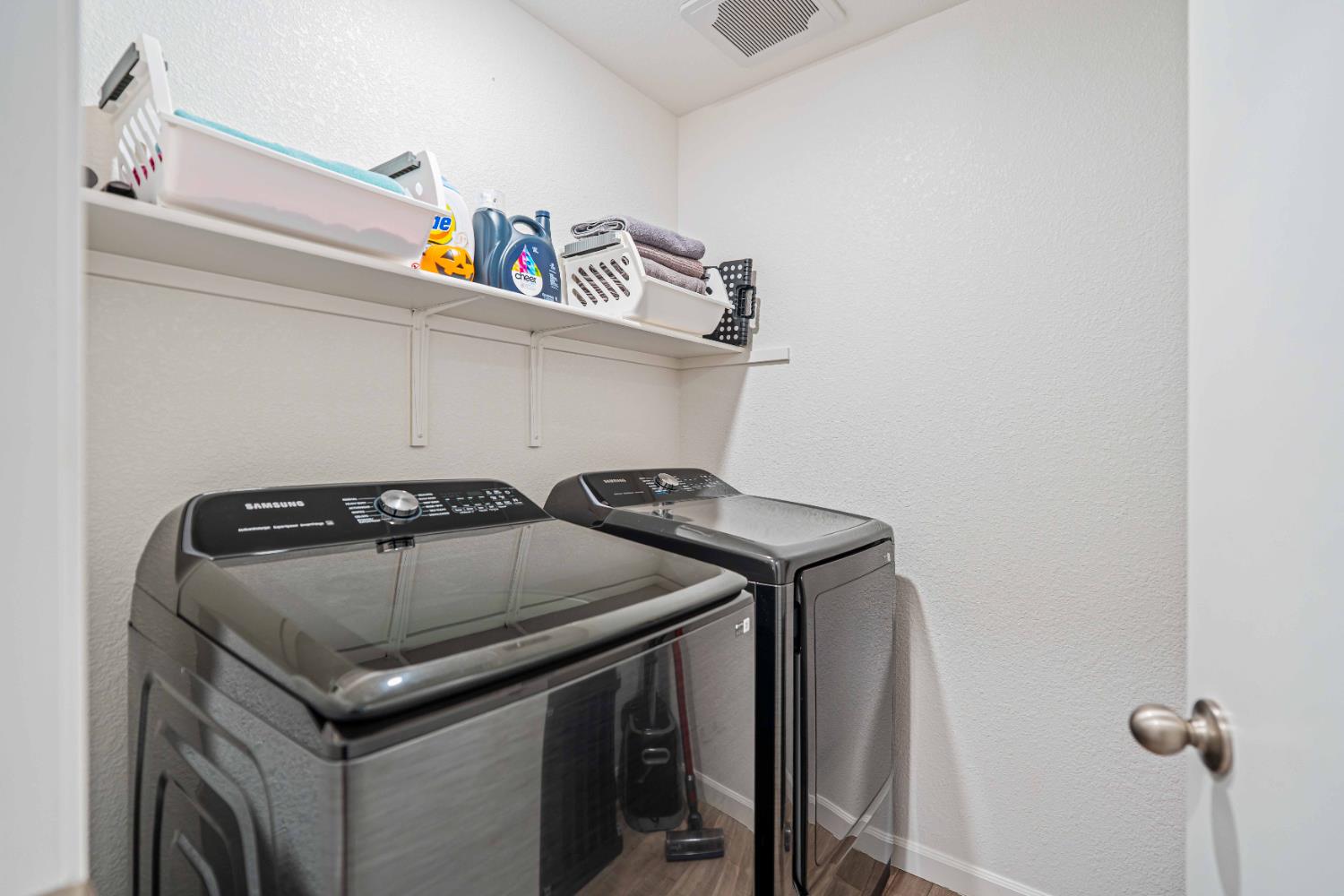 209 Dogwood Rnch Way Patterson, CA 95363 - Photo 18 of 35