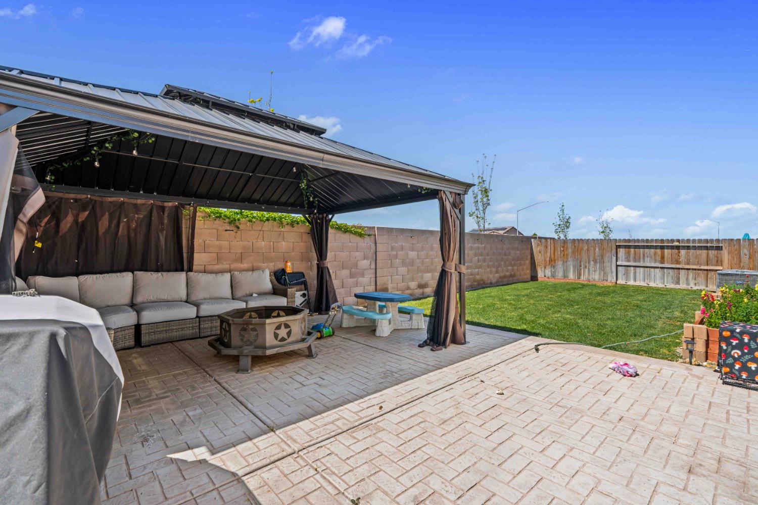 209 Dogwood Rnch Way Patterson, CA 95363 - Photo 28 of 35