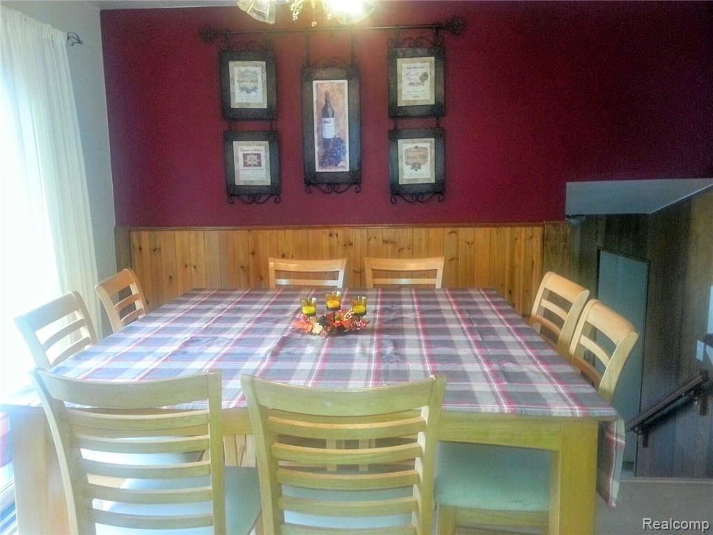 2066 East Cook Road Grand Blanc, MI 48439 - Photo 10 of 47 20151126_122300.jpg