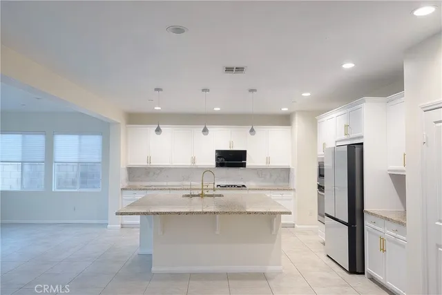 $4,000 | 14616 Olite Drive, Eastvale, CA 92880