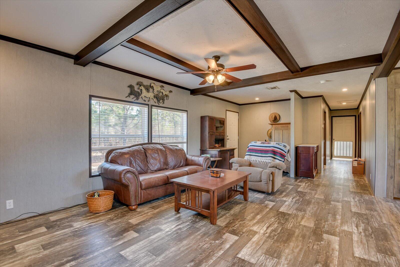 760 Centerwood Road Williston, SC 29853 - Photo 5 of 31