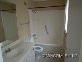 201 Racquet Club Road, Unit 9 Asheville, NC 28803 - Photo 6 of 11 Gallery Image 6