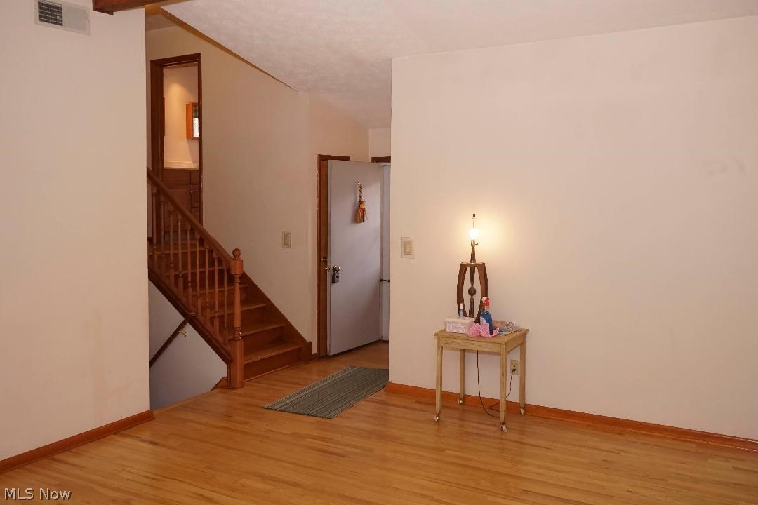 7244 Kingsview Road Northfield, OH 44067 - Photo 12 of 34 Gallery Image 12