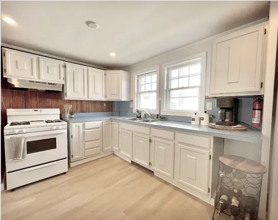 $3,200 | 716 Ocean Street, Marshfield, MA 02050